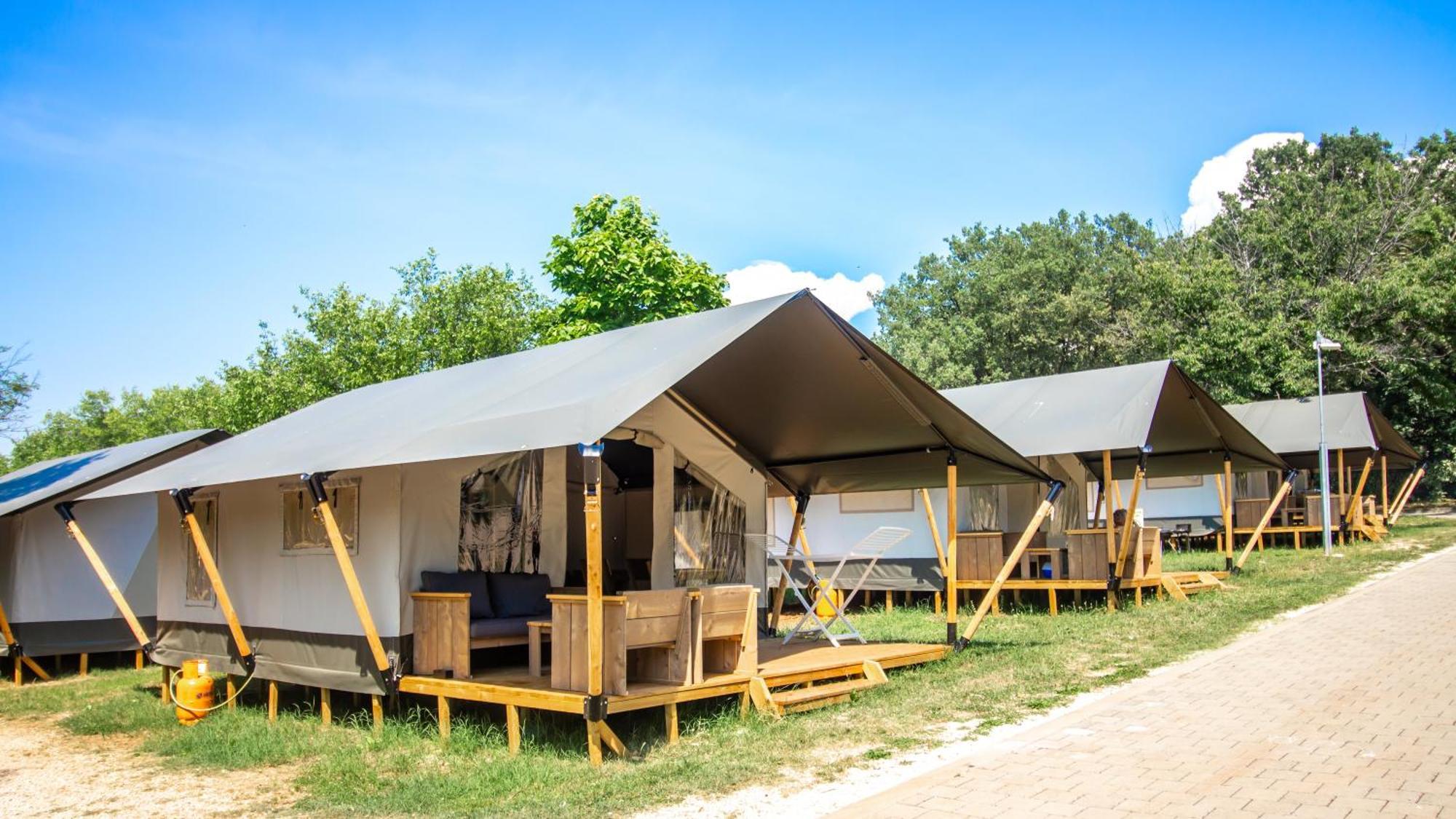 Easyatent Safari Tent Lanterna Červar-Porat Habitación foto