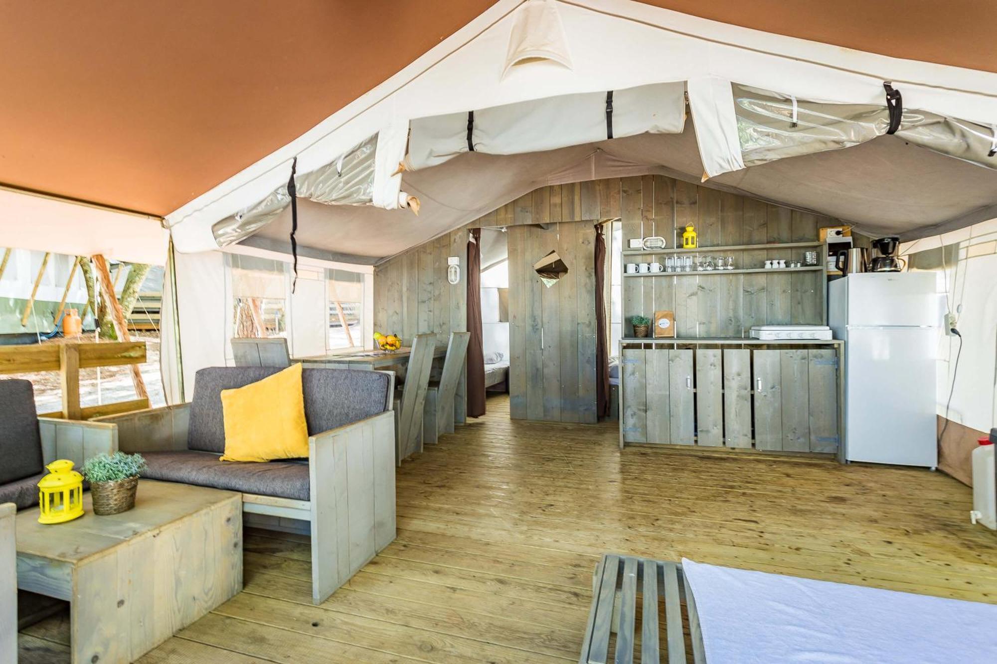 Easyatent Safari Tent Lanterna Červar-Porat Habitación foto