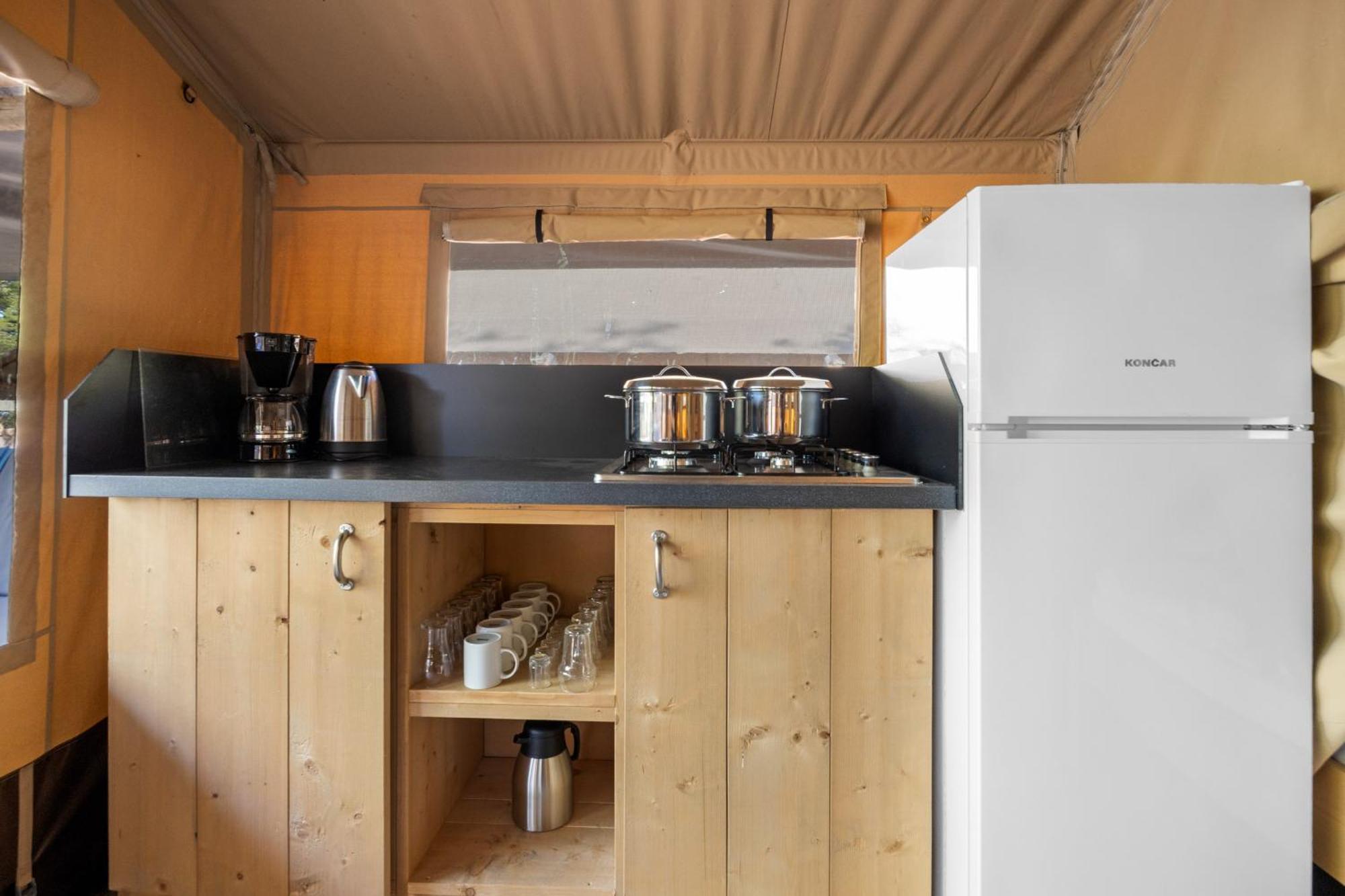 Easyatent Safari Tent Lanterna Červar-Porat Habitación foto