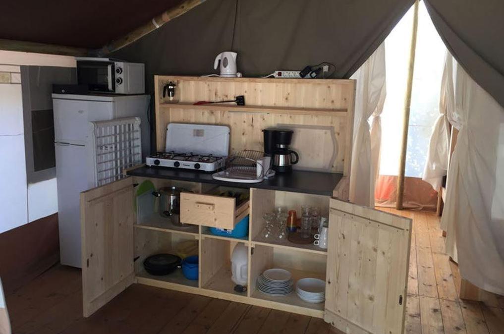 Easyatent Safari Tent Lanterna Červar-Porat Habitación foto